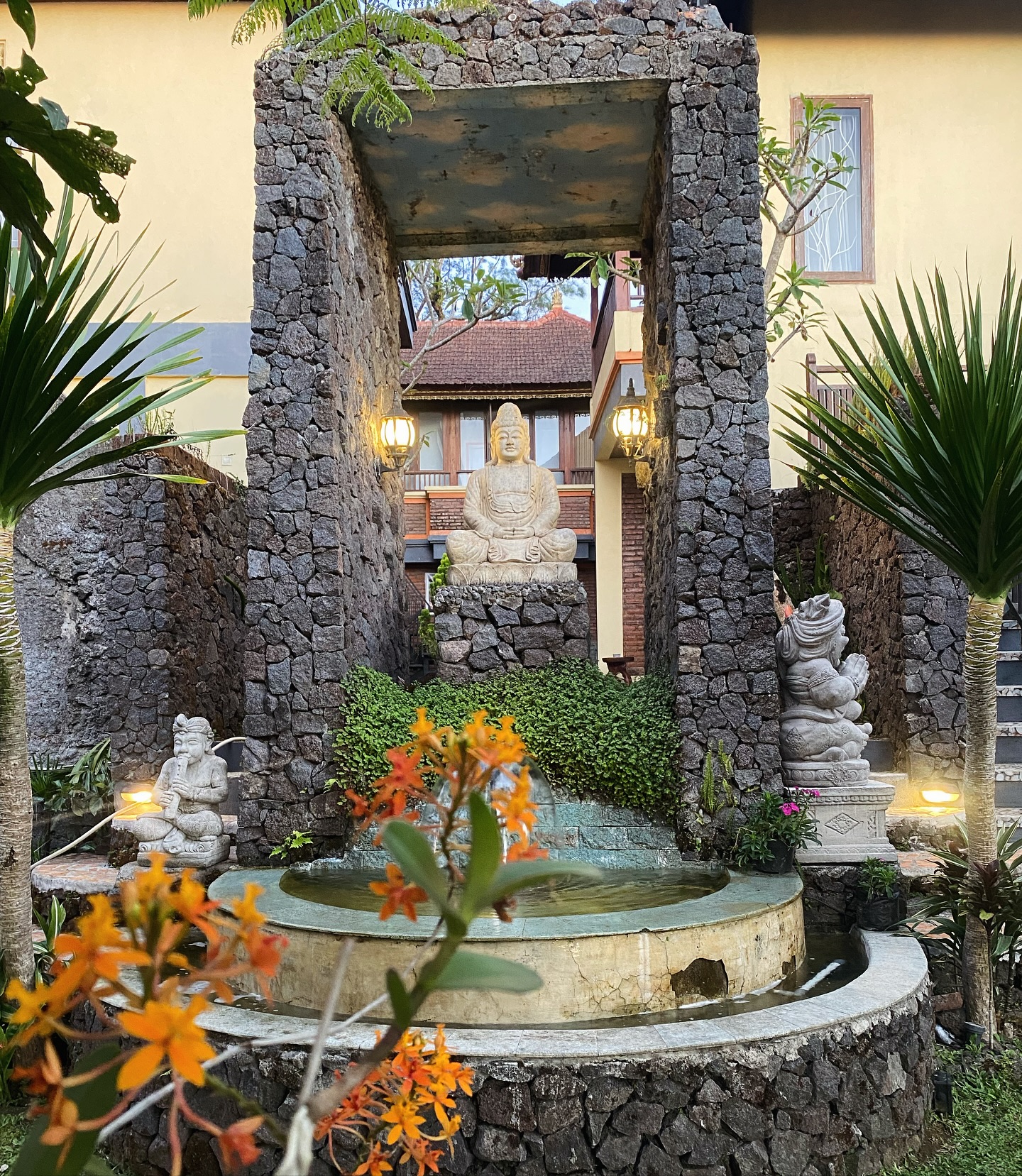 🌿 Tranquility in every corner 🌸
At Garuda Hotel Wanagiri, our peaceful garden is the perfect place to relax, breathe, and connect with nature.
Surrounded by fresh mountain air, tropical plants, and calming vibes — it’s more than a stay, it’s an experience. 🌺✨
Come feel the magic of the mountains 🌄
#GarudaHotelWanagiri #NatureEscape #MountainRetreat #BaliHiddenGems #RelaxInNature #GarudaExperience #WanagiriVibes