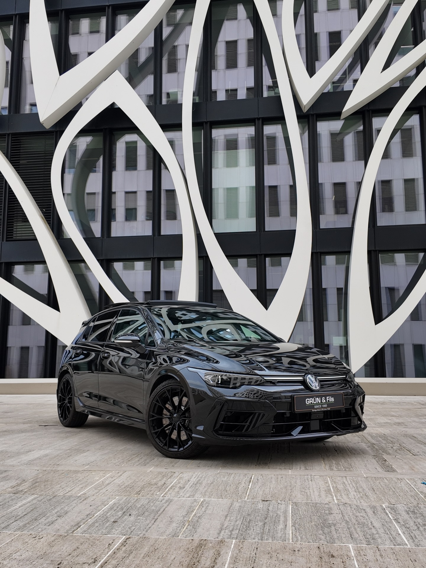 GOLF 8R black édition 2025 333HP
Pour toutes demandes de renseignements veillez nous contacter :
📲 Tel : +352 31 15 53 1
📧 C.herincx@garage-grun.lu
📥 DM
#luxembourg #golf8r #golf #viral