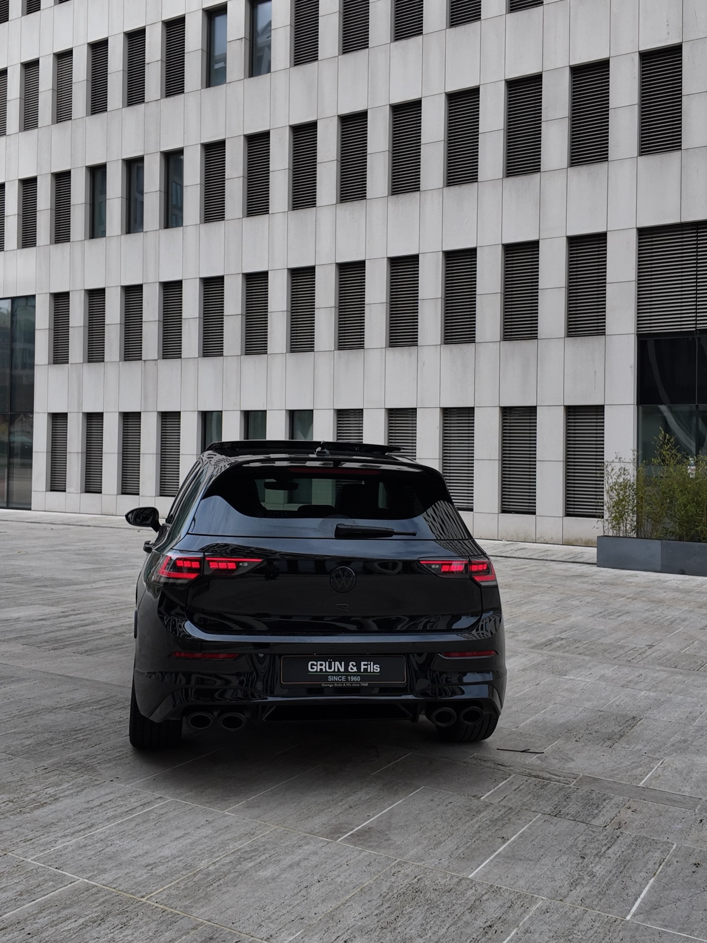 GOLF 8R black édition 2025 333HP
Pour toutes demandes de renseignements veillez nous contacter :
📲 Tel : +352 31 15 53 1
📧 C.herincx@garage-grun.lu
📥 DM
#luxembourg #golf8r #golf #viral